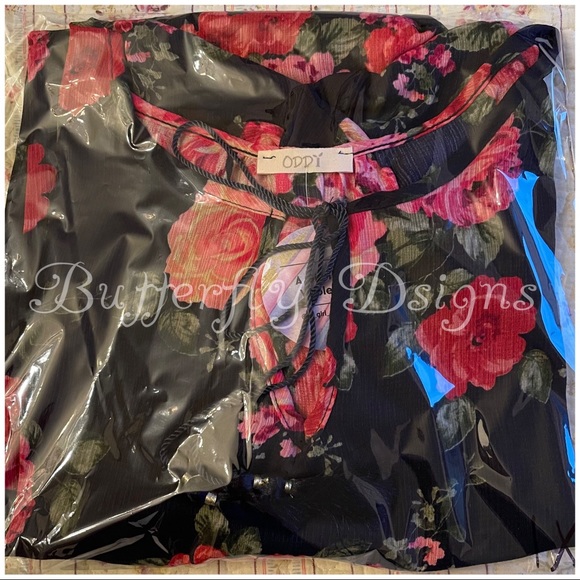 Oddi Plus Navy Floral Ruffle Top - Picture 6 of 9